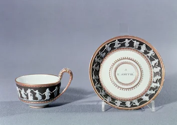 Meissen Tasse und Untertasse, spätes 18. Jahrhundert
